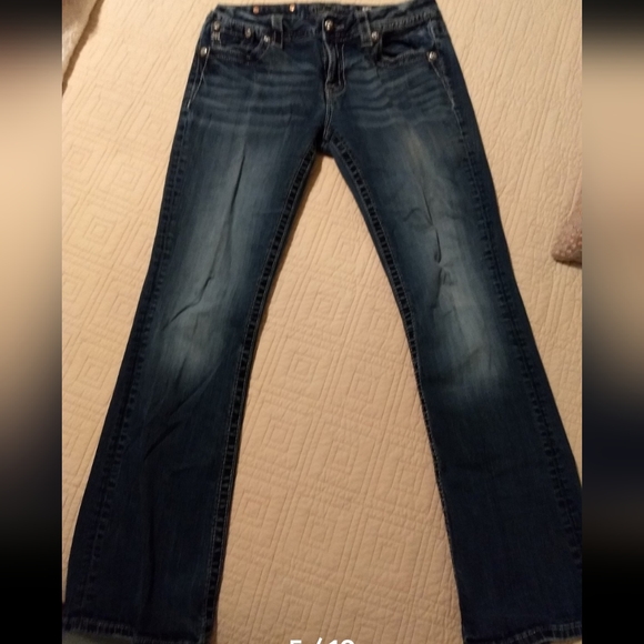 Miss Me 29 Mid-Rise Easy Boot Jeans Embellished & Embroidered with Silver Thread - Picture 3 of 10